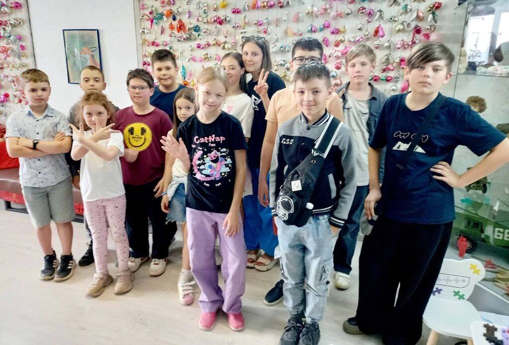 фотография на память о посещении музея Лисичкины сказки, музей детства и игрушки в Твери